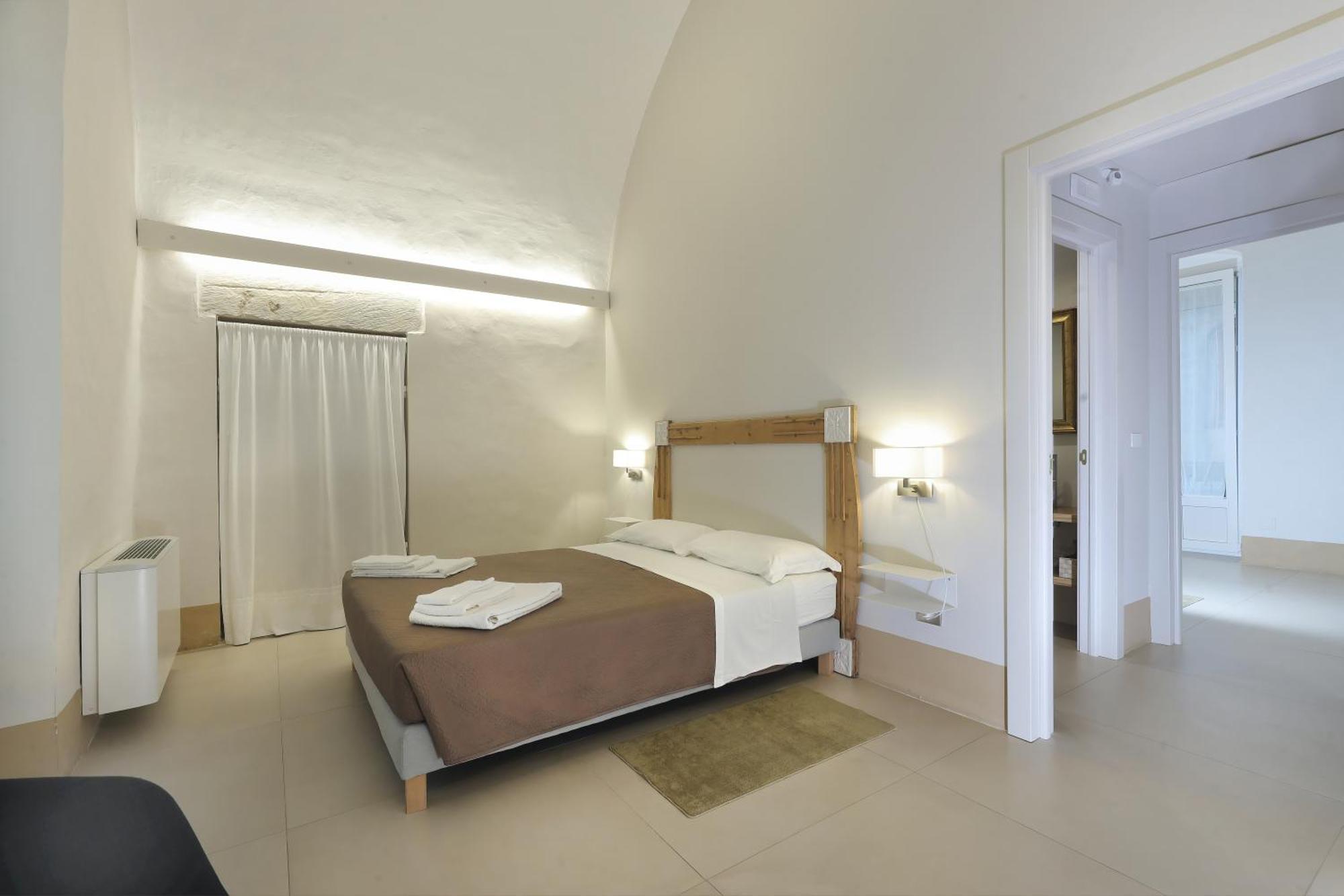 Hotel Palazzo Circolone Poggiardo Exterior foto