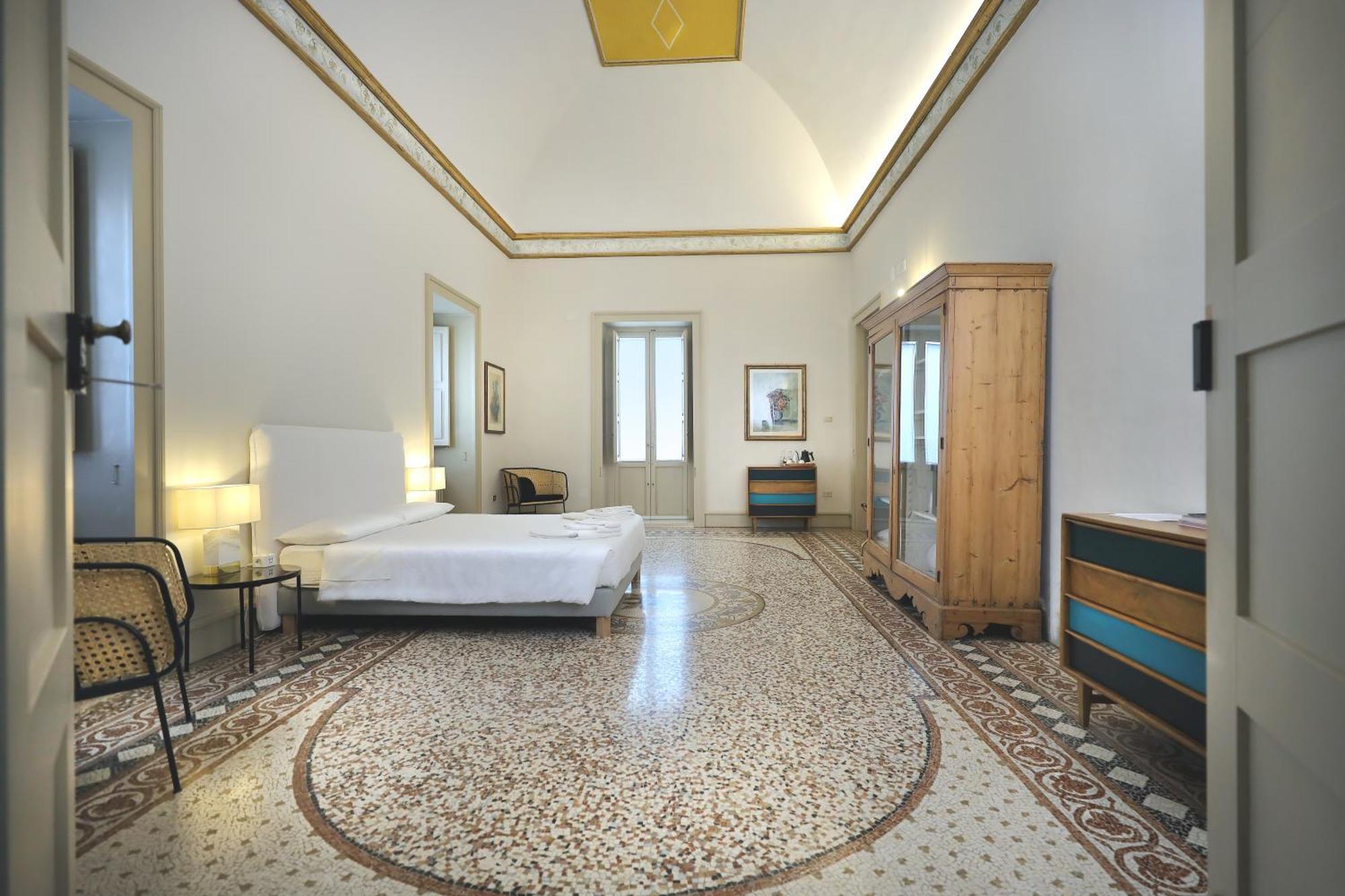 Hotel Palazzo Circolone Poggiardo Exterior foto